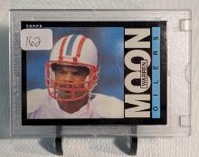 HOFer WARREN MOON 1985 TOPPS FOOTBALL ROOKIE CARD (NICE CONDITION FOR THE YEAR)