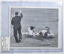 ULTRA RARE OCT. 1ST 1952 WIRE PHOTO FROM UNITED PRESS NY YANKEES PHIL RIZZUTO & BILLY COX