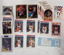 LOT OF HOF, AUTO & VINTAGE BASKETBALL CARDS & A 1991 GAME USED TICKET CELTIS/SUPERSONICS