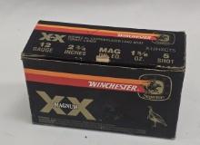 BOX OF WINCHESTER XX MAGNUM 12 GA SHOTGUN SHELLS