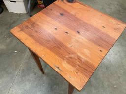 Pine Table w/Drawer