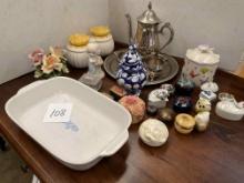 Casserole, teaset, Mini Boxes, etc