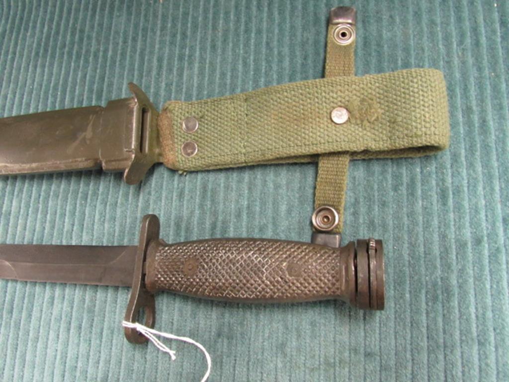 Military bayonet and sheath, bayonet is marked K-M4 6 3/4" blade and