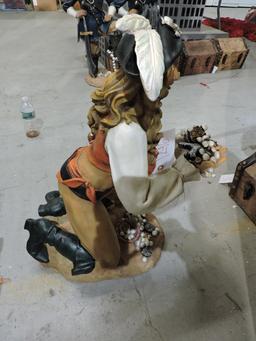 Pirate Couple - Pair of Statues