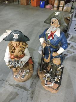 Pirate Couple - Pair of Statues