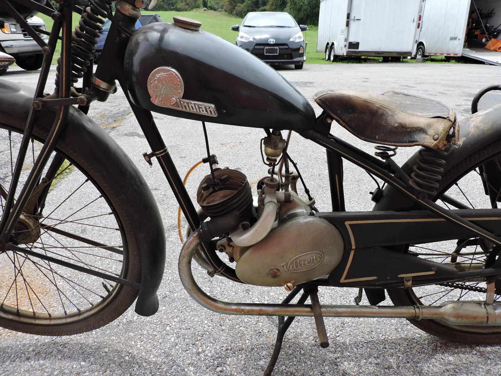 1940-ish 'INDIAN / JAMES?' Motorbike - Single Cylinder -- READ DESCRIPTION !!!