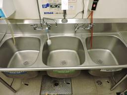 EAGLE 3-BAY SINK UNIT - Stainless Steel - 2 Faucets & Dish Sprayer