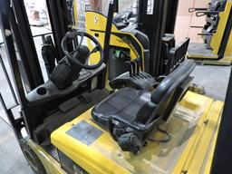YALE Electric Forklift / Fork Truck - with Charger / Fully Functional / 3600 LB Capacity