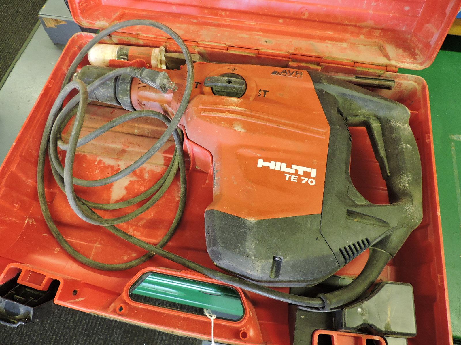 HILTI Brand - TE70 Rotary Hammer / Corded / with Chesel Bits and Case