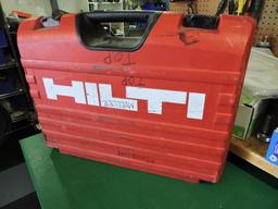 HILTI Brand - TE70 Rotary Hammer / Corded / with Chesel Bits and Case