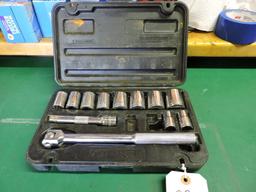 POWERBUILT Brand - Large Standard Socket Set -in Case