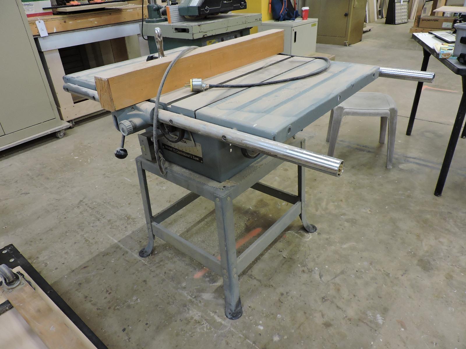 DELTA Table Saw - Model: 10 / Also called a Contractor's Saw