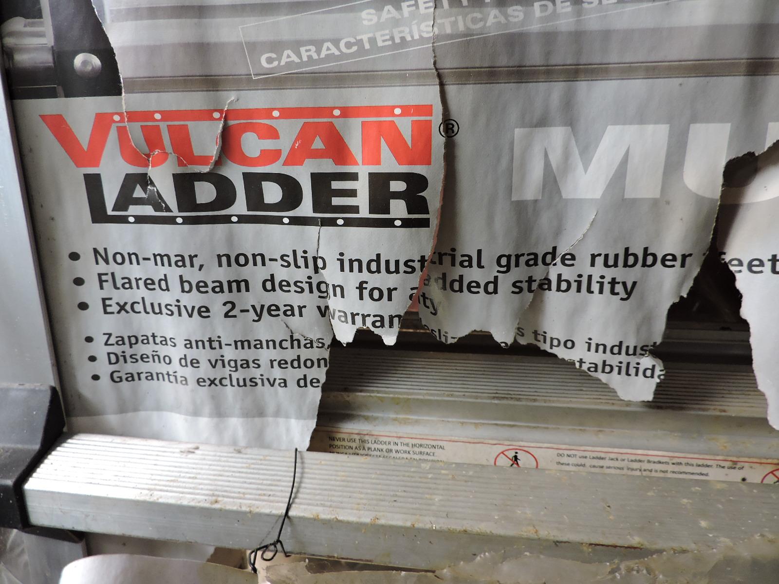 VULCAN Brand Multi-Ladder / Opens to 17-Feet / Model: Type 1A