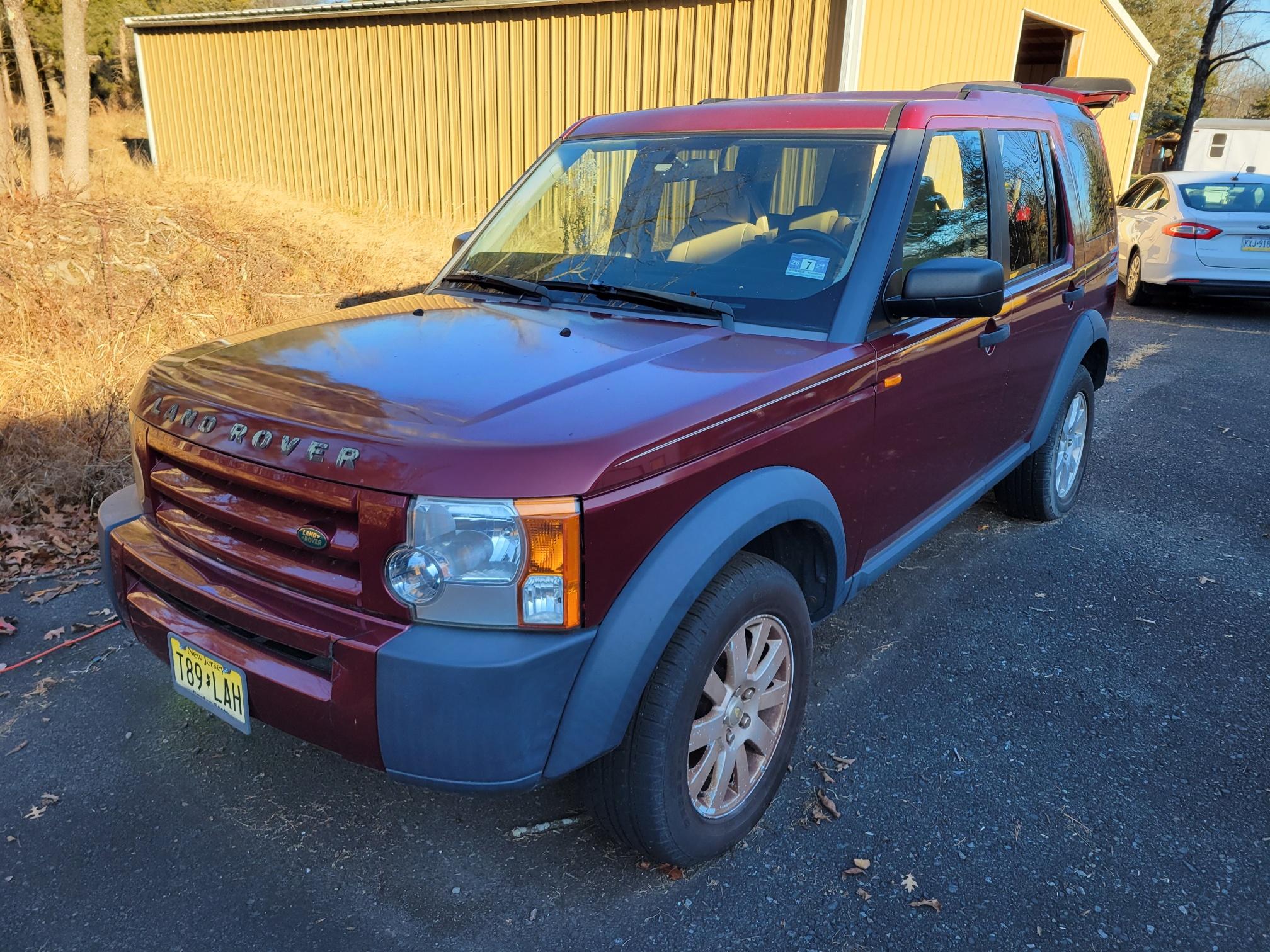 2006 Land Rover LR3 SE V8 - SUV - V8 AWD -- Runs and Drives -- 141K Miles