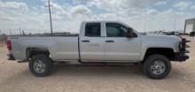 2017 Chevrolet Silverado 2500HD DoubleCab Pickup / 4X4 Gas V8 - Located: Midland Texas