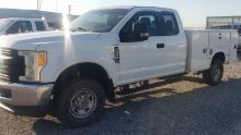 2017 Ford F350SD Extended Cab Open Utility Body / 4X4 Gas V8 - Located: El Reno, Oklahoma