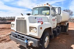 1978 Mack 2200gal WT