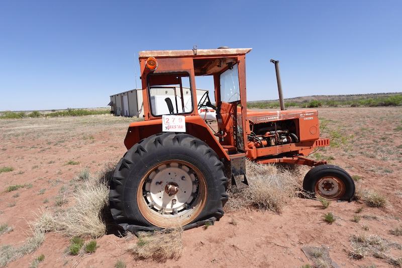 Allis Chalmers 190 Tractor