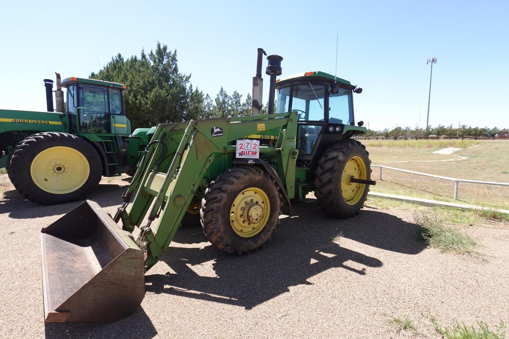 John Deere 4250 Tractor Loader