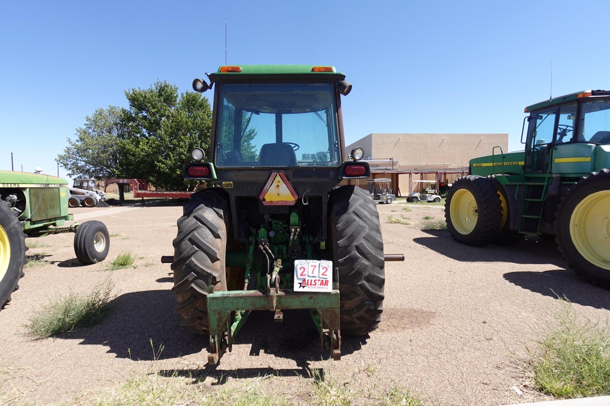 John Deere 4250 Tractor Loader