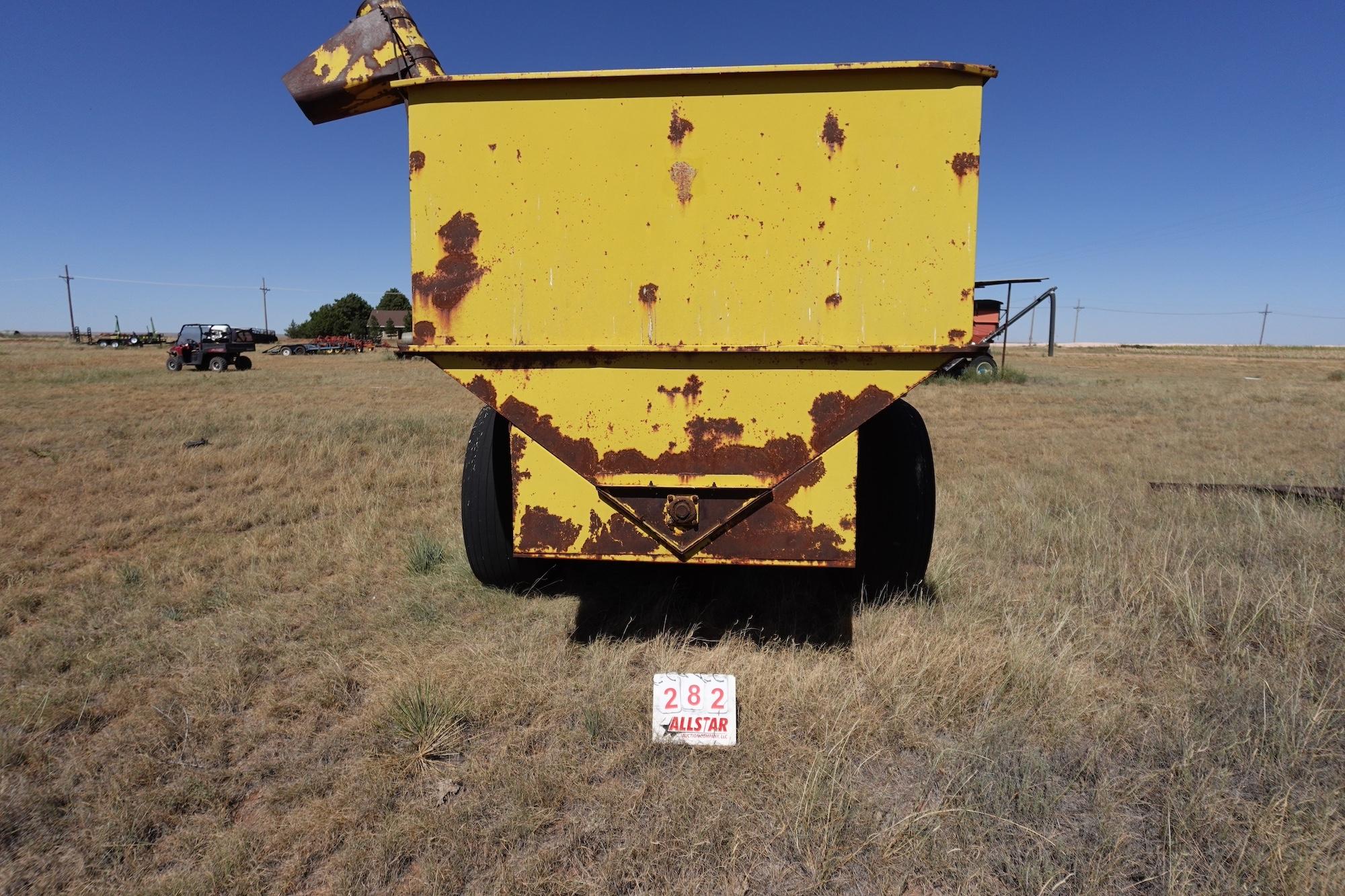 Cisco Big 12 Grain Cart