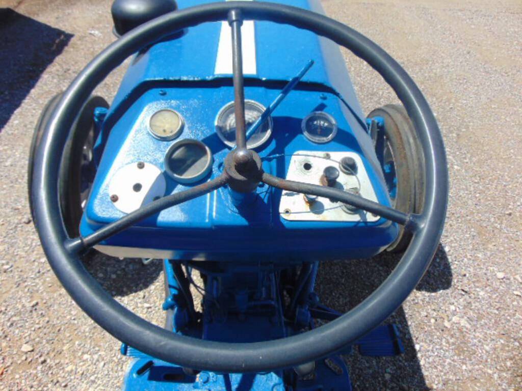 *NOT SOLD*LELAND 230 DIESEL TRACTOR/ NOT RUNNING