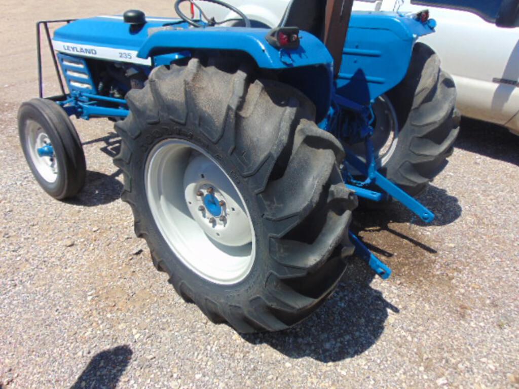 *NOT SOLD*LELAND 230 DIESEL TRACTOR/ NOT RUNNING