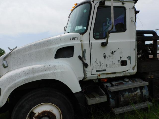 *NOT SOLD*MACK TRUCK (NO TITLE)