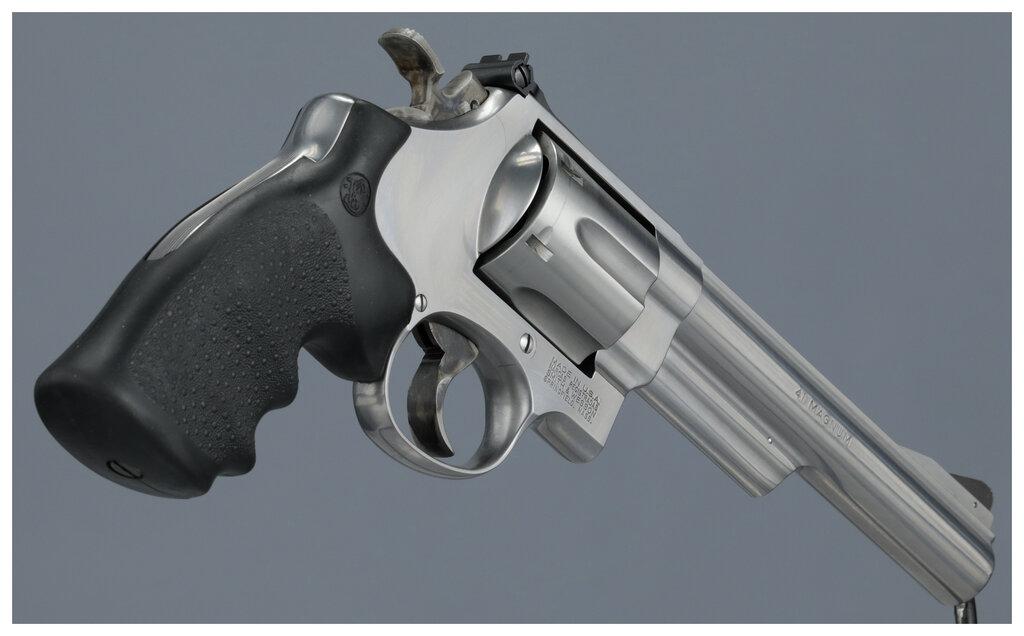 Smith & Wesson Model 657-3 Double Action Revolver with Box