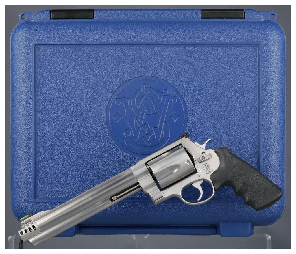 Smith & Wesson Model 460 XVR Double Action Revolver with Case