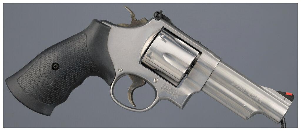 Smith & Wesson Model 629-6 Double Action Revolver with Case