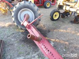 INTERNATIONAL 2388 COMBINE REAR-END w/14.9-24 TIRES