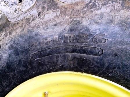 JOHN DEERE S670S STS COMBINE W/ 4WD DUALS/GREENSTART 3 SN# 0201010307115 (H