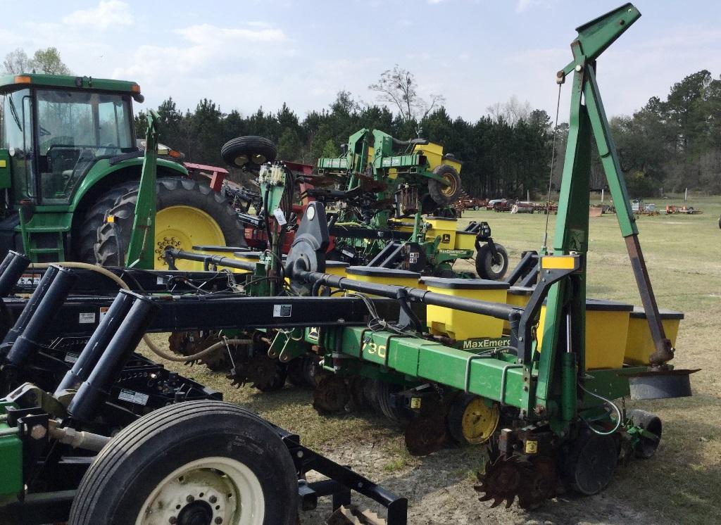UNVERFERTH 330 RIPPER-STRIPPER 6-ROW 38'' SN# A56170518