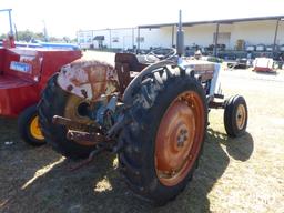 FORD 4000 TRACTOR 2WD, OPEN STATION **BAD CLUTCH**