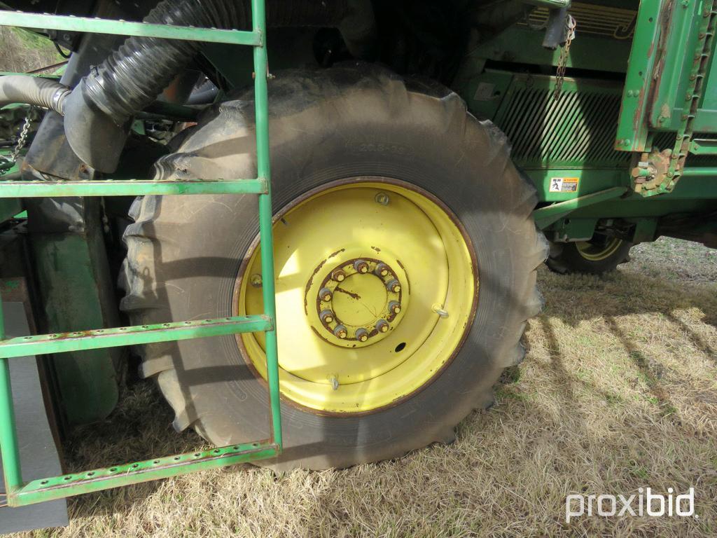 1997 JOHN DEERE 9965 4-ROW COTTON PICKER SN#N09965X000174 (HRS SHOWING: 4,457 MOTOR / 3,095 SEPERATO