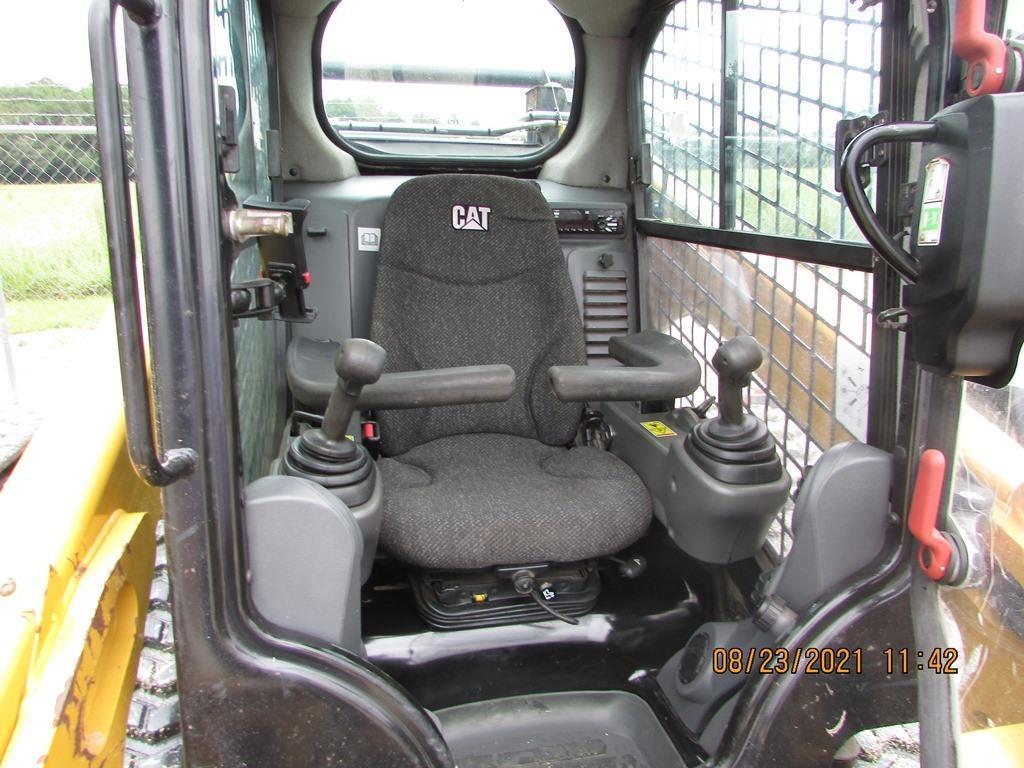 CAT 299D COMPACT TRACK LOADER