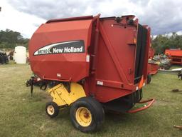 NEW HOLLAND BR740 ROUND HAY BALER