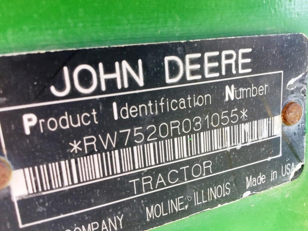 JOHN DEERE 7520 4WD TRACTOR