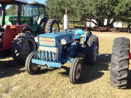 FORD 2000 TRACTOR