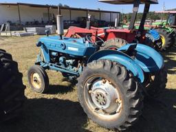 FORD 2000 TRACTOR