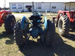 FORD 2000 TRACTOR