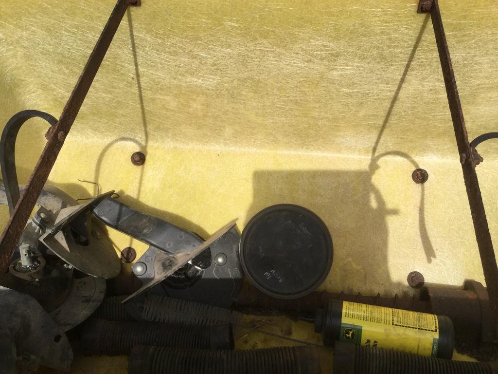 JOHN DEERE 7000 4 ROW PLANTER 38 IN. ROW