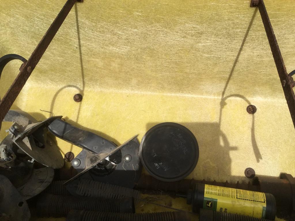 JOHN DEERE 7000 4 ROW PLANTER 38 IN. ROW