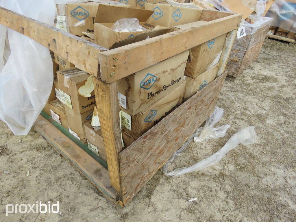 1 WOOD BOX OF PVC FITTINGS (ALL SIZES)