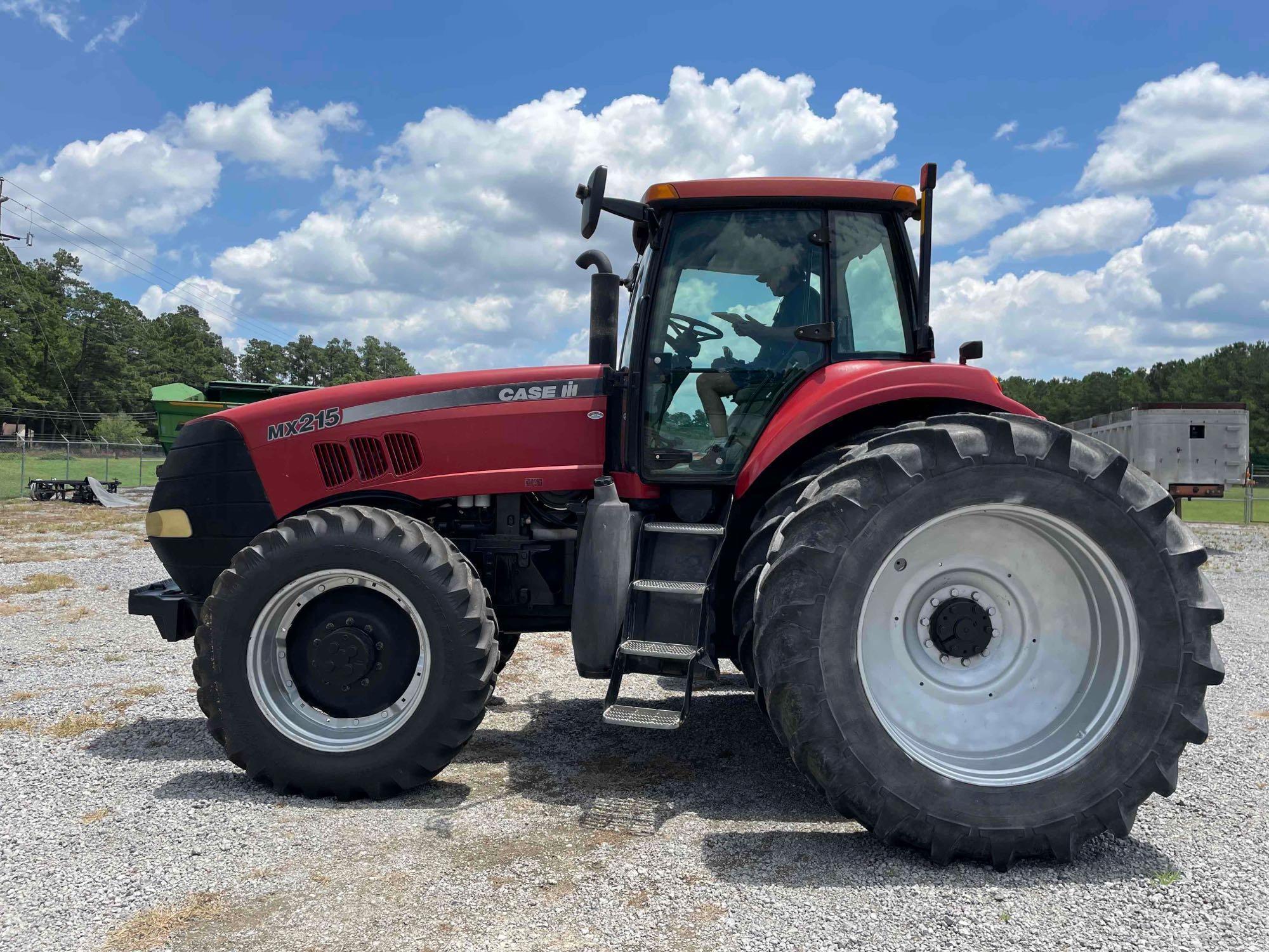 Case International Mx 215 Magnum Tractor w/ 6906.1 Hrs SN Z6RZ02904... Power shift full / power