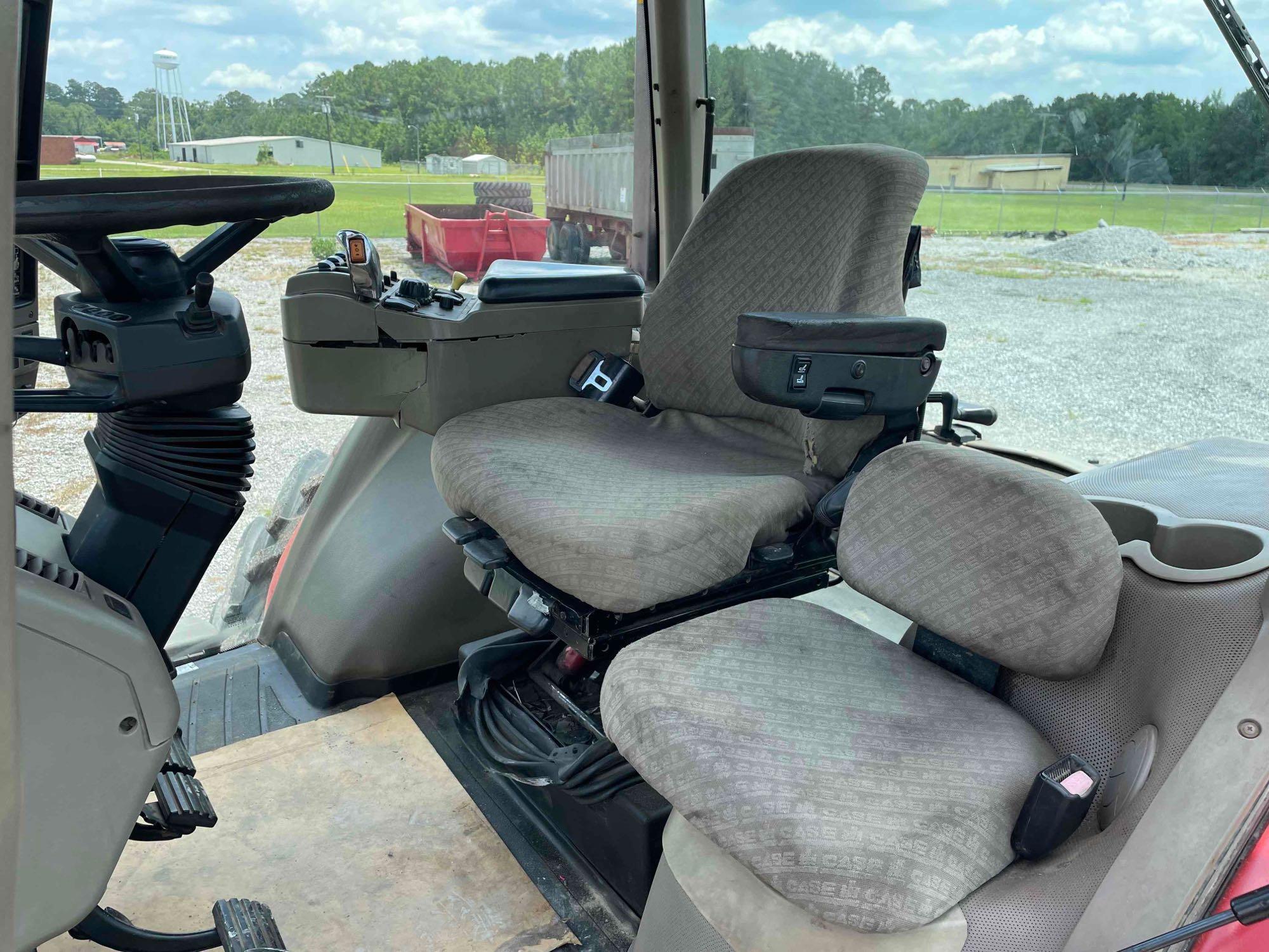 Case International Mx 215 Magnum Tractor w/ 6906.1 Hrs SN Z6RZ02904... Power shift full / power