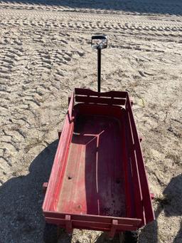 Radio Flyer Red Wagon