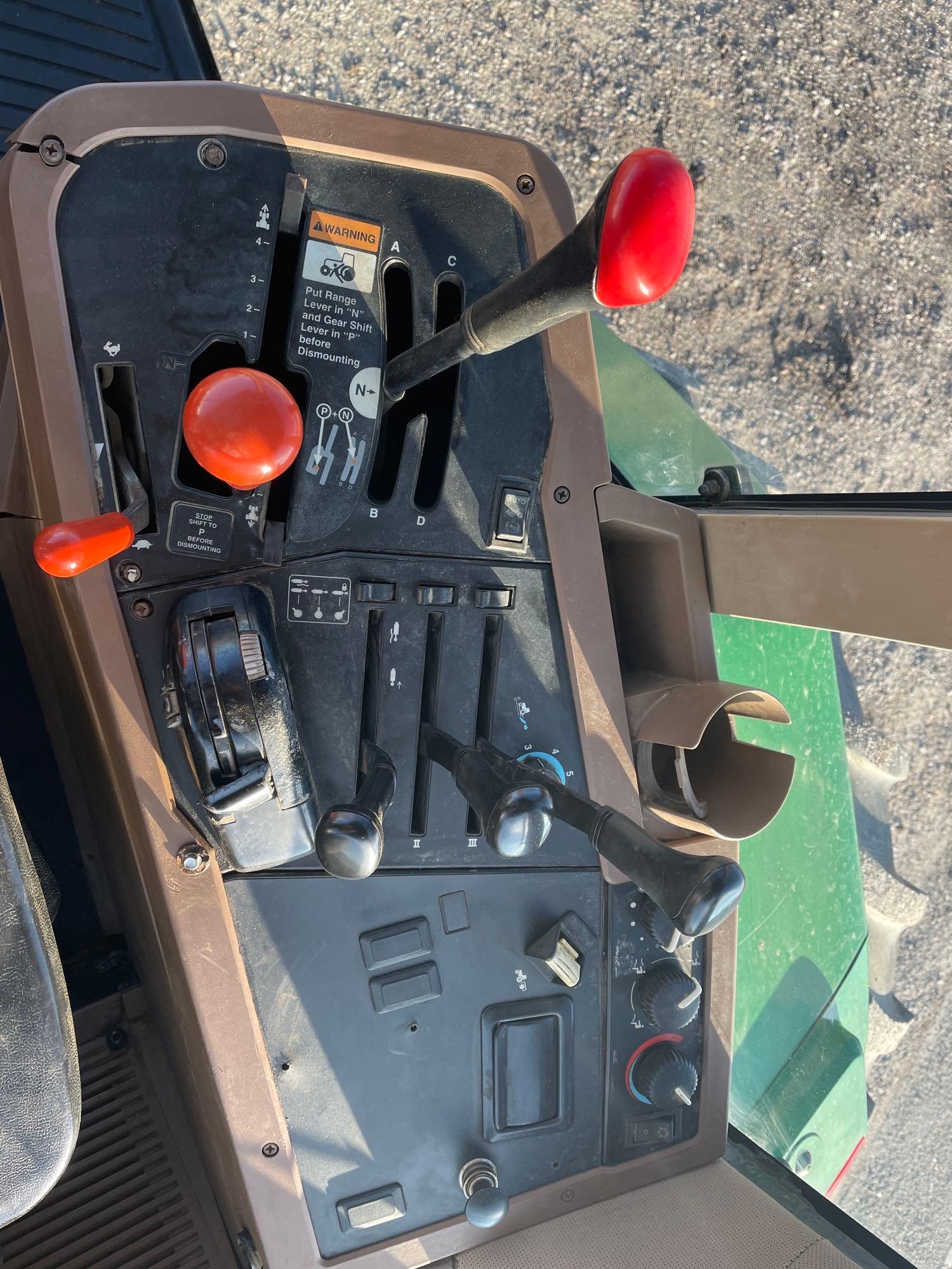John Deere 7410
