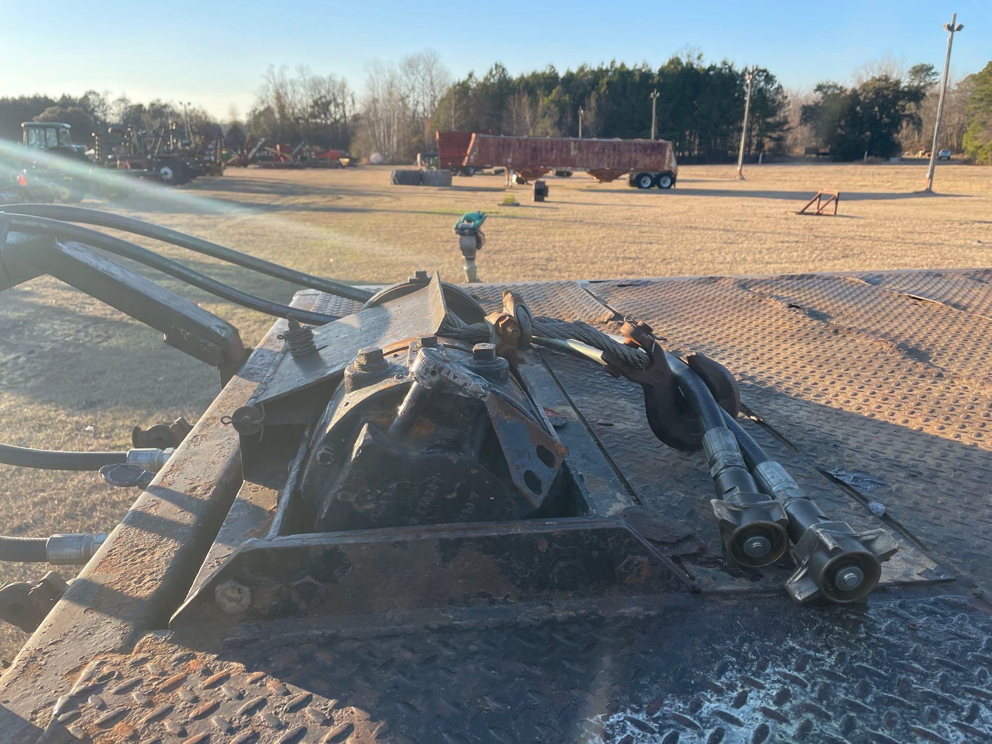 1999 Trail King Trailer